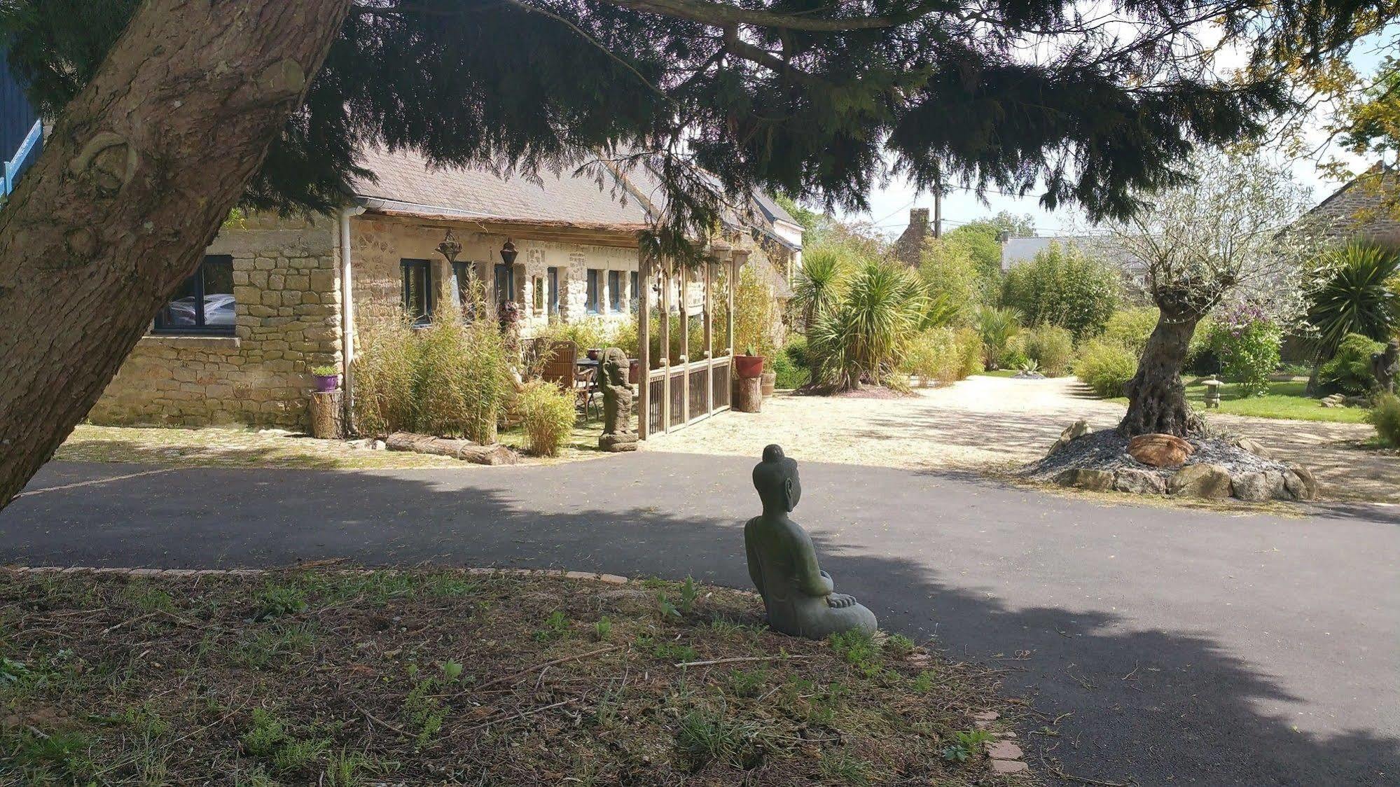 Le Domaine De Saint-Thomin Bed & Breakfast Nostang Dış mekan fotoğraf